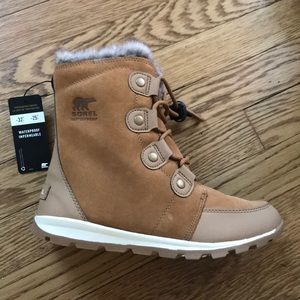 Sorel Winter Boots youth size 6 New With Tags
